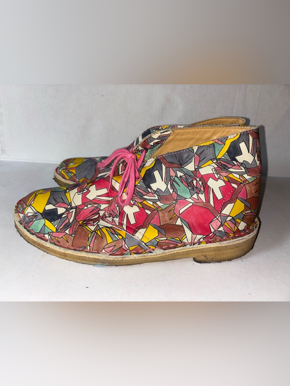 Clarks Originals Lisa King Stained Glass Art Desert Boots Size 8